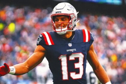 There is a traffic jam ahead! Super Bowl prop wager causes huge crowds at bookstores