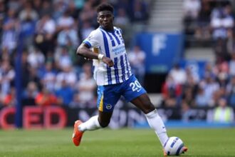 Carlos Baleva wants to move to Manchester United