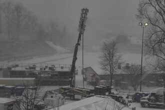 NASCAR postpones crash at Bowman Gray to Monday due to snow