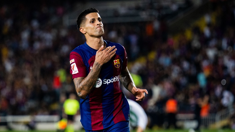 Joao Cancelo to return to Barcelona after losing Inter