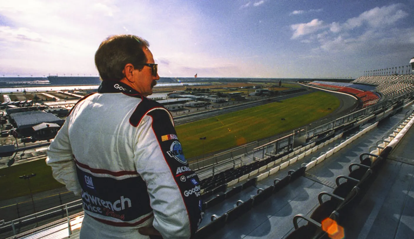 'We lost Dale Earnhardt': FOX Sports documentary looks back on 25th anniversary