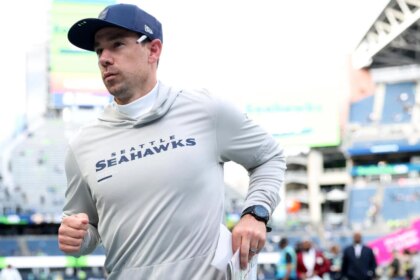 Raiders looking to hire Klint Kubiak: Seahawks OC expected to take Las Vegas job