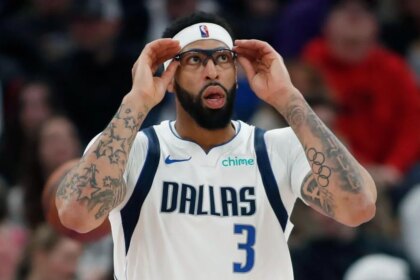 Anthony Davis trade: Mavs send big man to Wizards in blockbuster deal, reports say