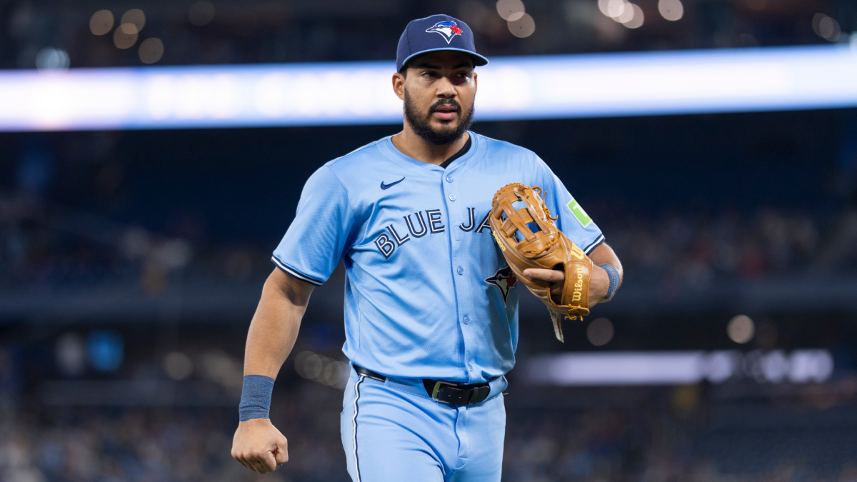 Blue Jays' injury news: Anthony Santander to miss 5-6 months after shoulder surgery