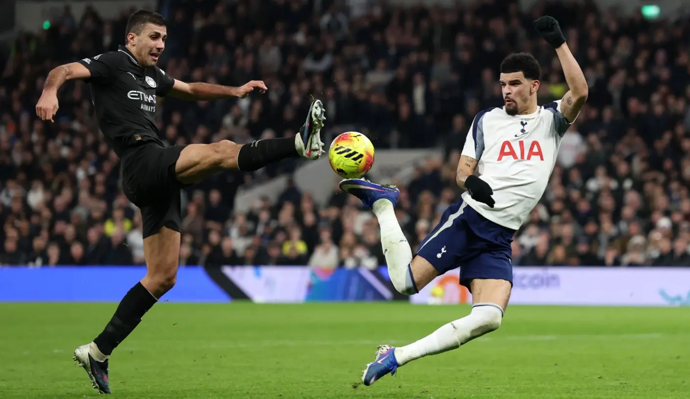 What a goal! Solanke's scorpion kick sparks Tottenham vs. Manchester City comeback