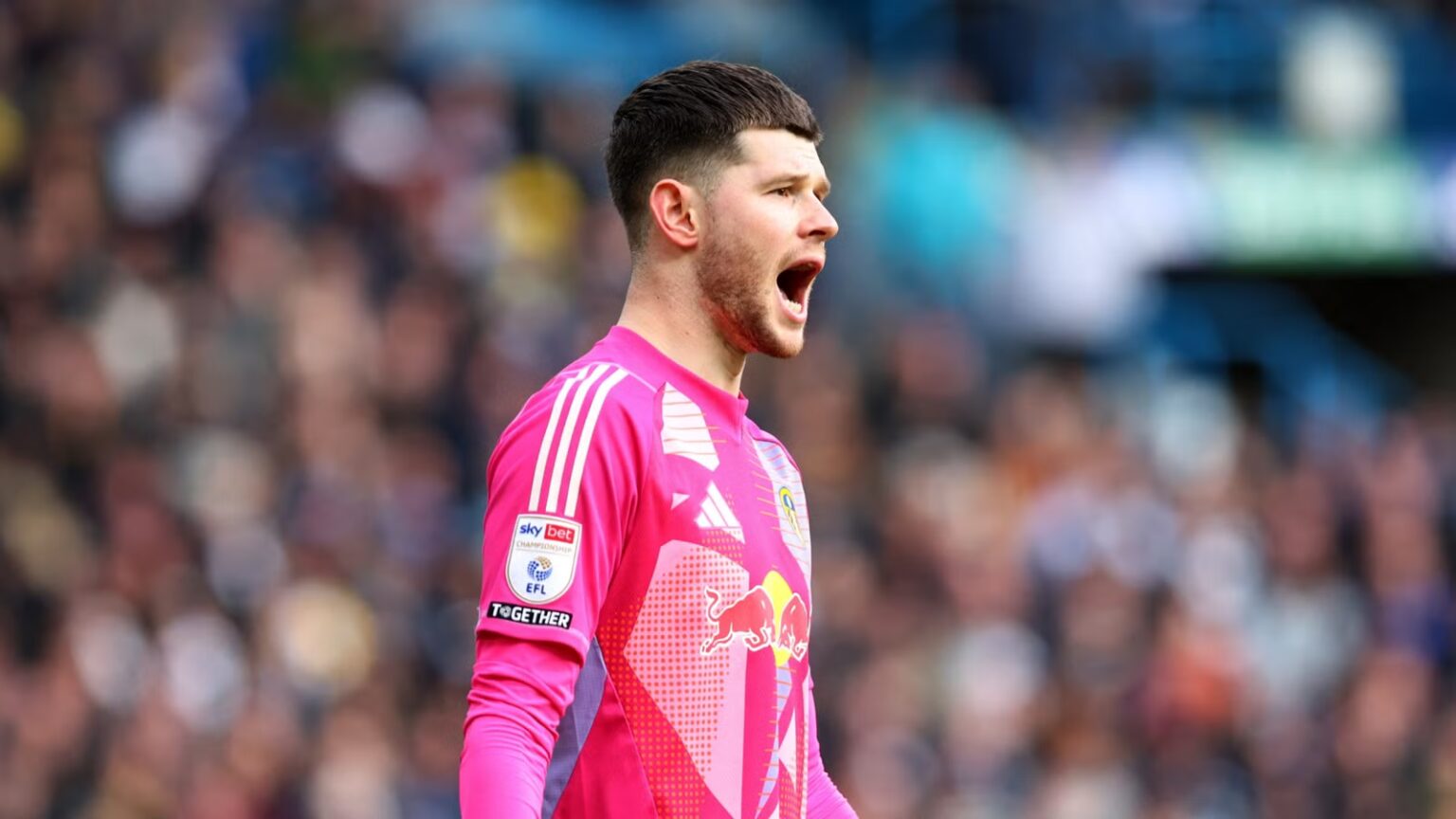 Ilan Meslier in talks to complete final stage of departure from Leeds within hours