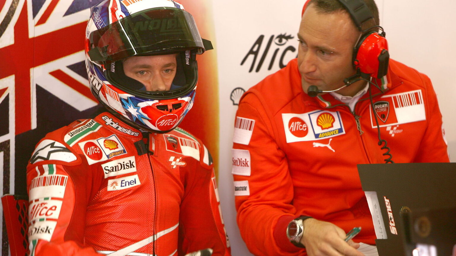 Exclusive: The 'different' approach that propelled Casey Stoner to the MotoGP title