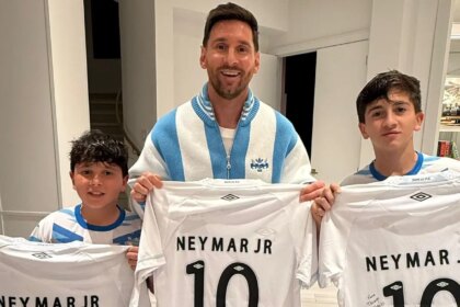 Lionel Messi and sons receive special gift from former Barcelona co-star Neymar