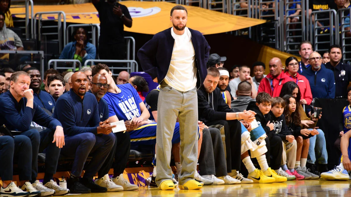 Steve Kerr, Stephen Curry (knee) to miss next two tournaments, All-Star Game