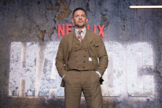 Tom Hardy training Brazilian Jiu-Jitsu