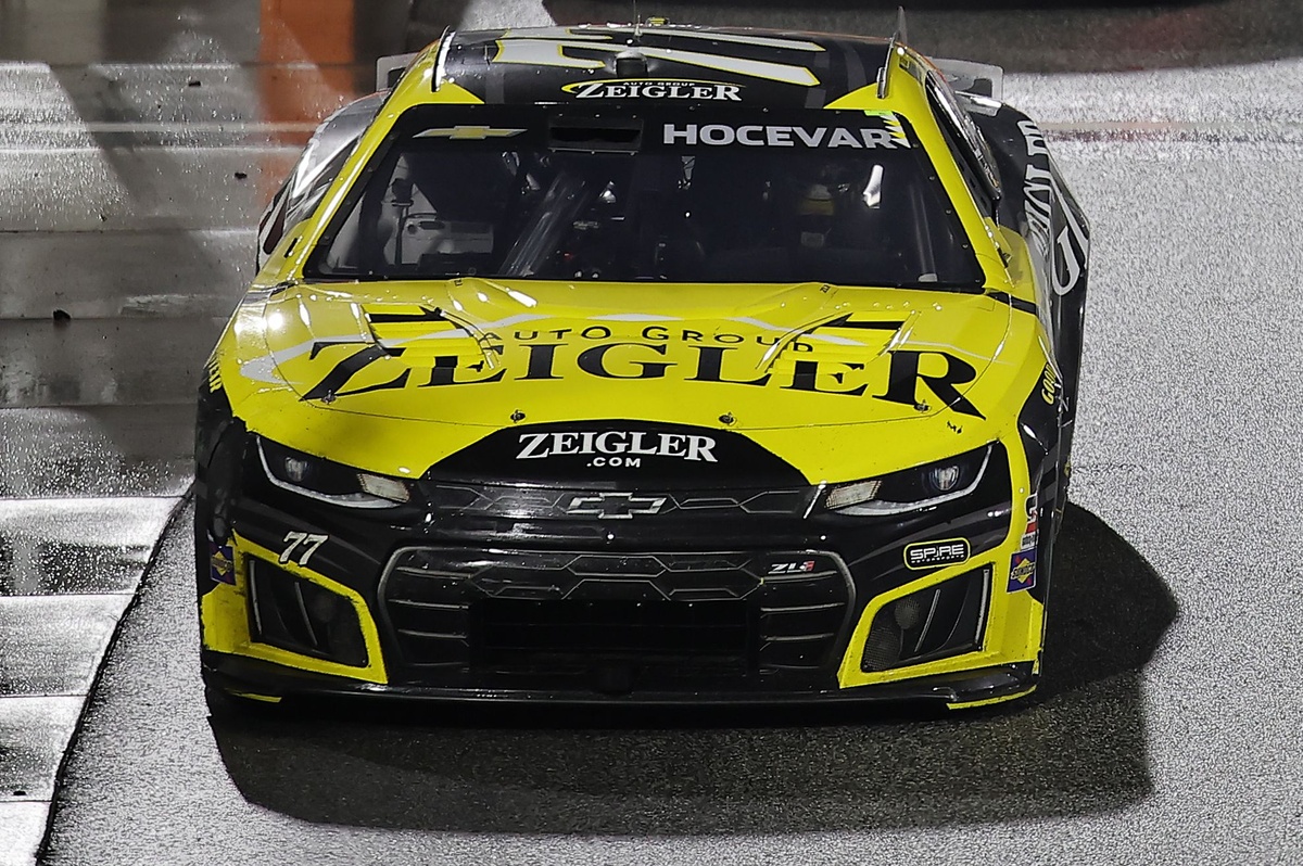 Carson Josevar signs long-term extension to stay at Spire through 2030s