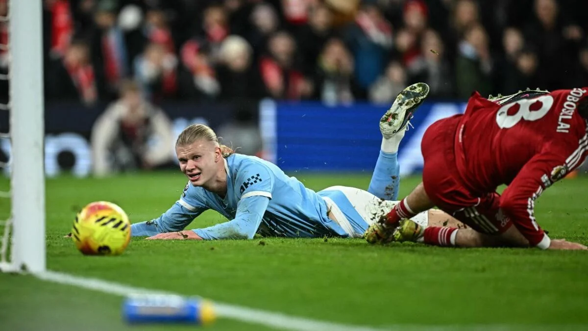 Explaining the bizarre ending to Manchester City's dramatic victory over Liverpool in the Premier League