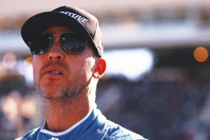 Denny Hamlin tore shoulder again, surgery postponed until November