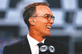 FOX's "Kevin Harvick's Happy Hour" Live Show Will Be Held Ahead of Daytona 500