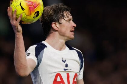 Academy star, who has played just 15 minutes for Spurs, could replace Gallagher.