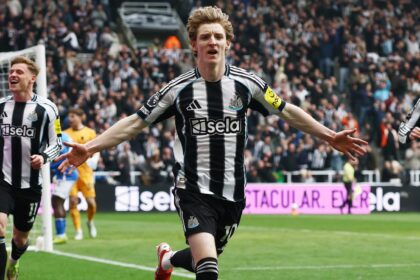 Le Bliss handed gold to Sunderland's own Anthony Gordon