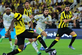 Liverpool in contact to sign Diaby, possible match against Newcastle