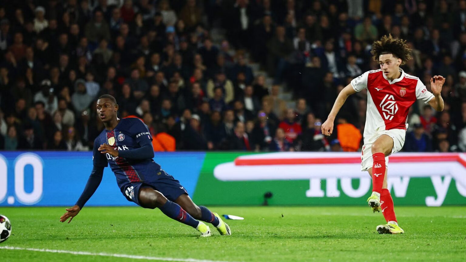 Liverpool officials suddenly join rivals Man United in fierce battle for Magnes Akrios