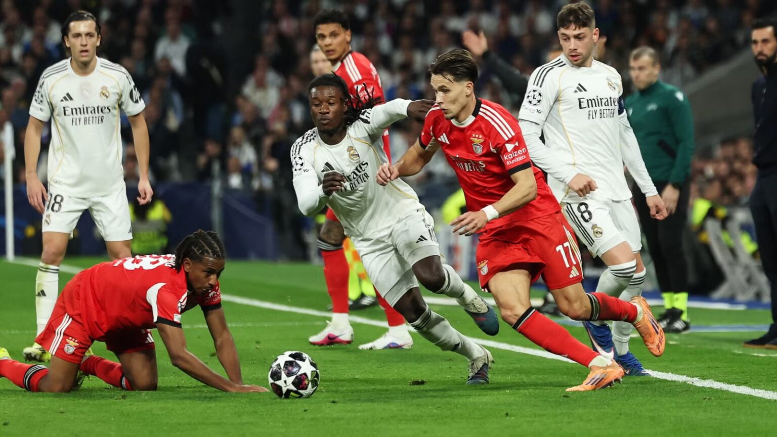 Manchester United begin contract talks with Real Madrid's Camavinga amid uncertainty over Casemiro