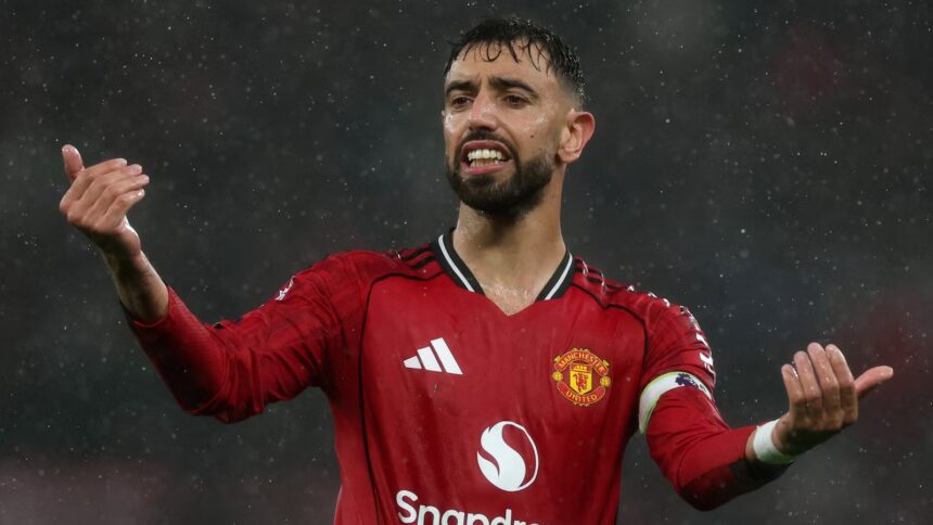 Manchester United to sign new signing Fernandes in British record transfer