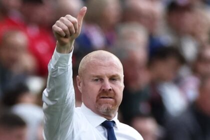 Spurs hold talks 'this week' to hire 4-2-3-1 manager