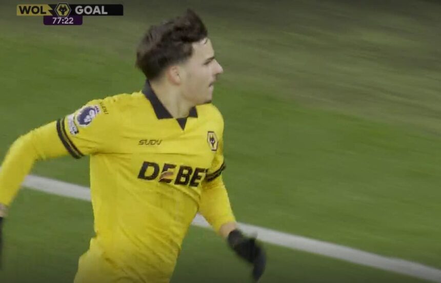 Rodrigo Gomes celebrating