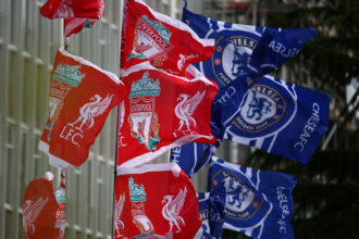 Liverpool join Chelsea and Man United in £40m race to sign Premier League midfielder
