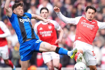 Arteta needs to put Arsenal's flopper on the bench after making just three passes.