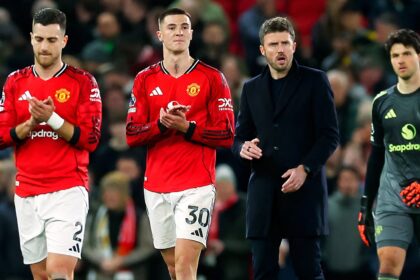 Carrick will have to drop Manchester United star, who has fewer touches than Lamence and Sesco.