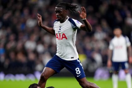 De Zerbi has 'young Declan Rice' who could end Bissouma's Spurs career