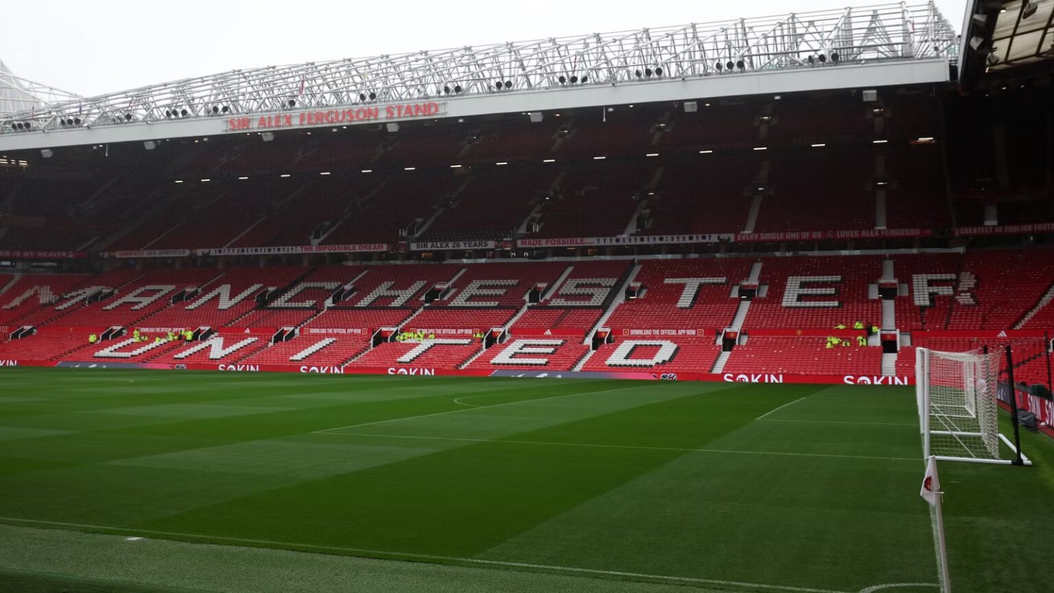 Fabrizio Romano gives major update on Manchester United targets, talks with agents and preparations for players 'ready to go'