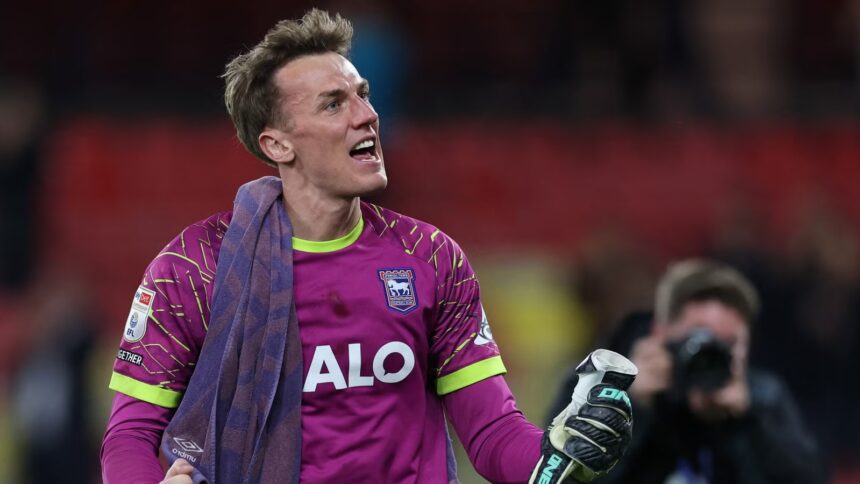 Ipswich are keen to sign player of the season candidate to replace Christian Walton