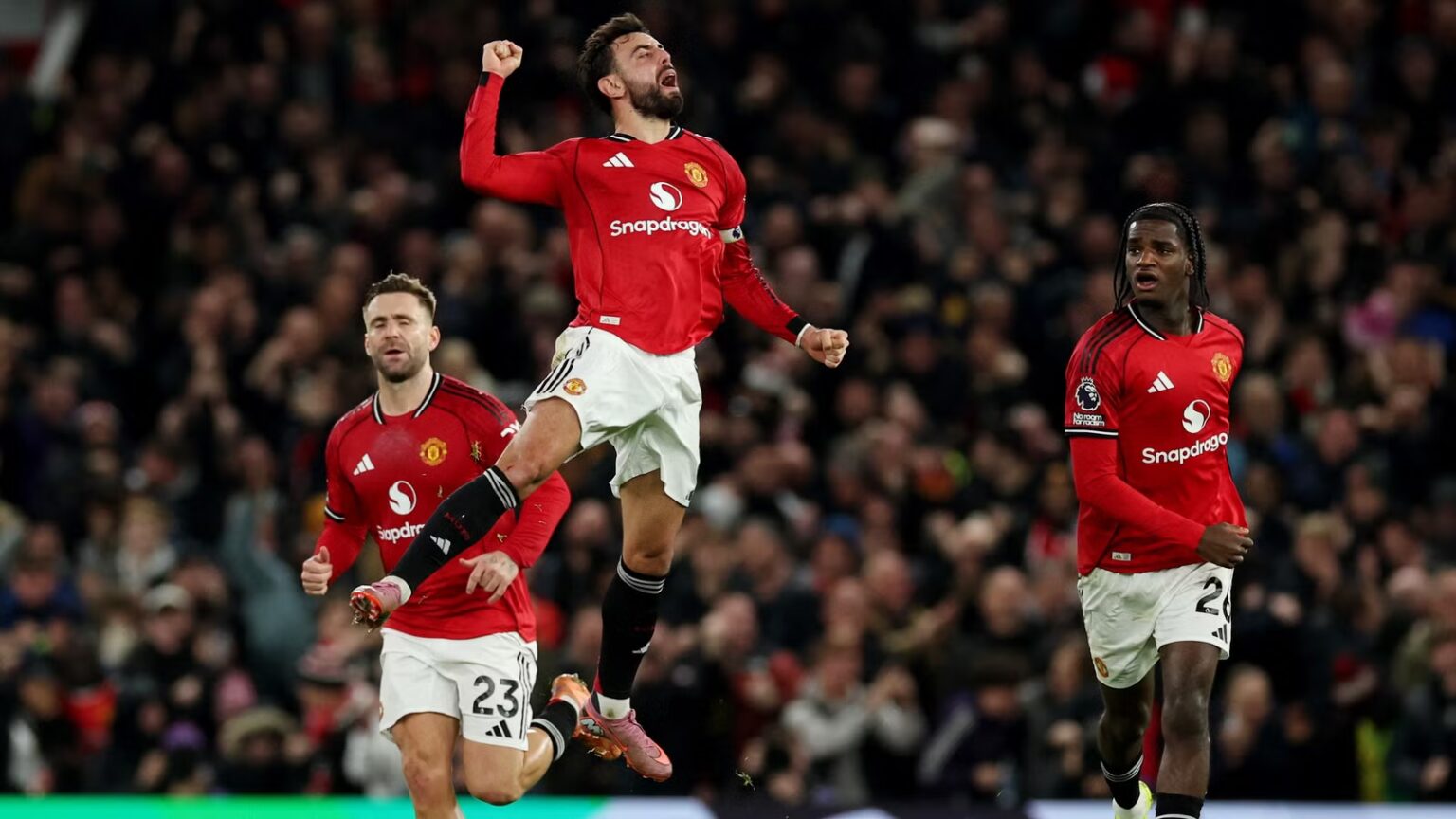 Manchester United in talks to sign best player since Fernandes in £120m deal