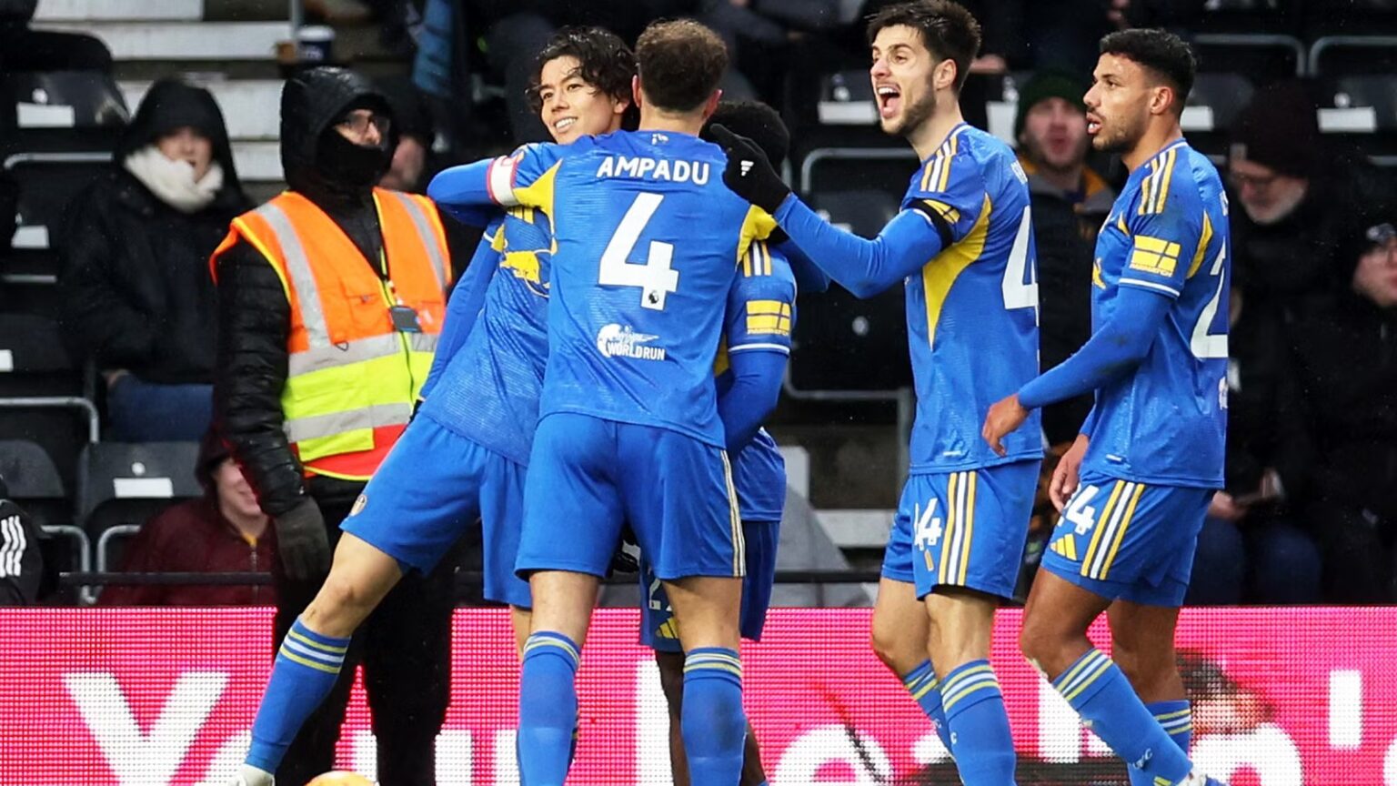 Manchester United on alert to sign Leeds star for £15m after wanting to leave Elland Road