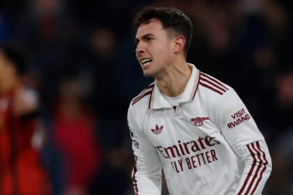 Arsenal begin contract talks for £70m star