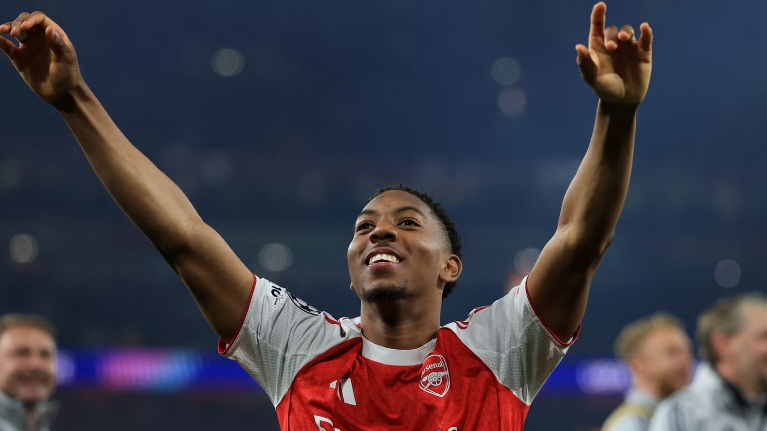 Arsenal begin negotiations on £39m 'phenomenon' contract