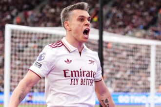 Arsenal hold promotion talks for 'one of the best in the world' Trossard