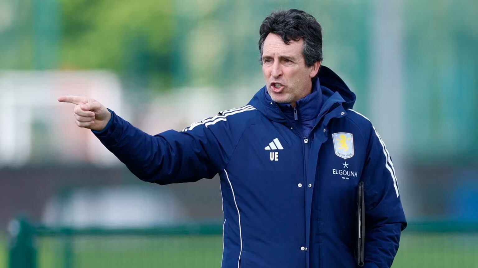 Aston Villa move into pole position, sign playmaker for £35m, Emery's biggest fan