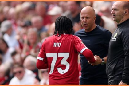 Rio Ngumoha and Arne Slot