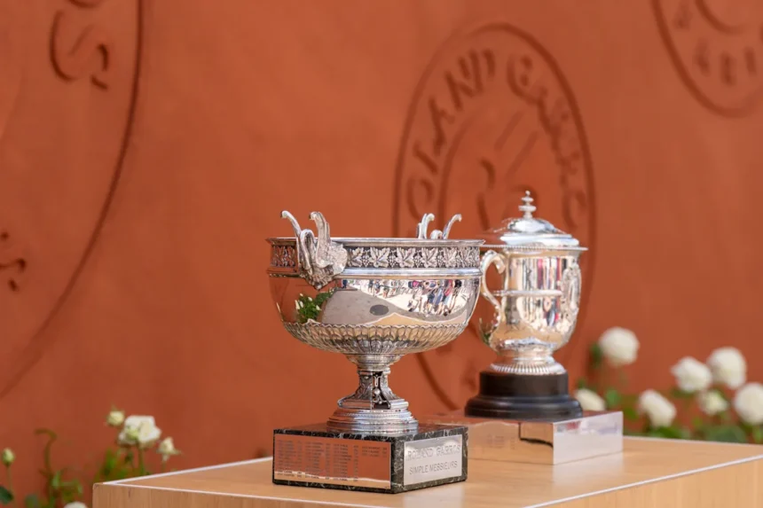 French Open players' media protest will not continue after organizers reportedly agreed to discuss prize money after tournament