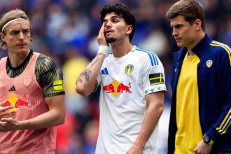 Leeds begin new negotiations over free agent contract
