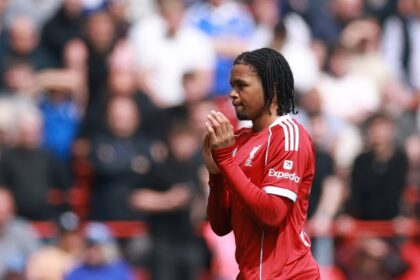 Liverpool begin contract talks with wonderkid for £39m
