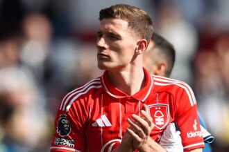 Man City discuss signing Chelsea ace worth over £100m to replace Elliott Anderson