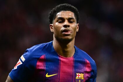 Manchester United prepare club-record deal for England star