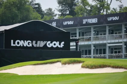 What is LIV Golf aiming for?