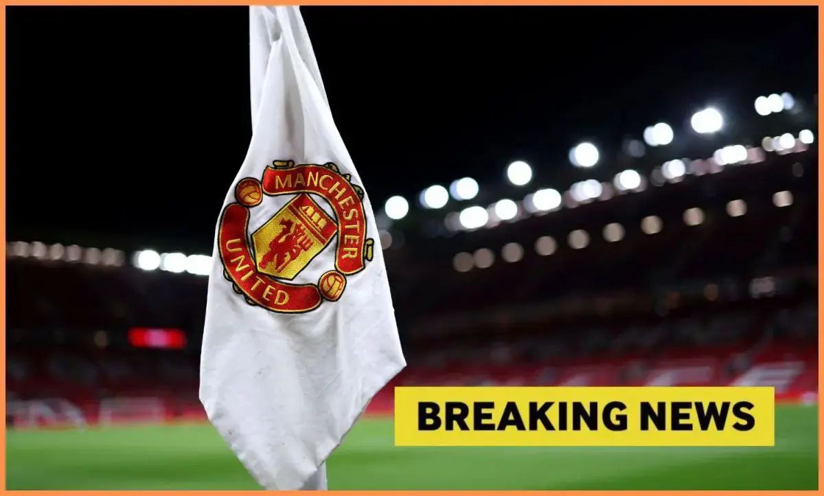 Man United corner flag with breaking news