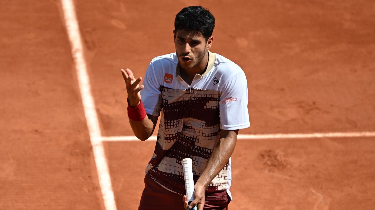 Paraguay's Vallejo fined $65,000 for French Open umpire's sexist comments