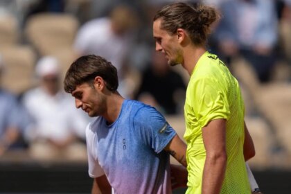 2026 French Open men's finalists, predictions, odds: Top experts reveal best bet for Zverev vs. Koboli on Sunday
