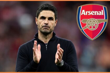 Mikel Arteta applauds the Arsenal fans after the Atletico Madrid game