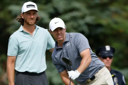 Clark wins US Open as wind hinders McIlroy and Scheffler